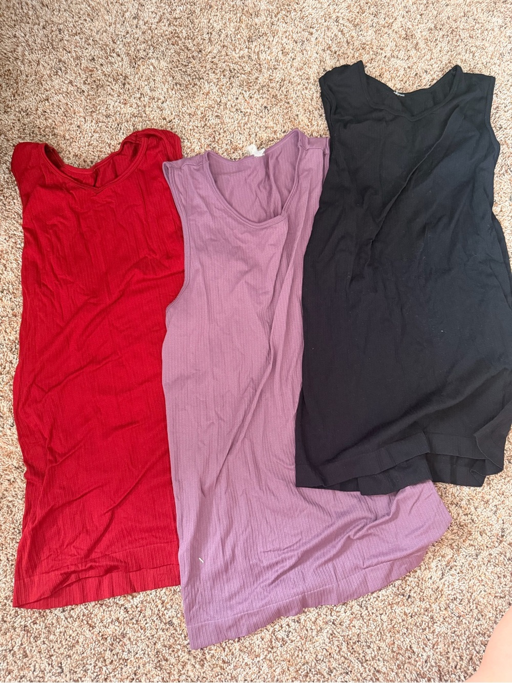 ZYIA Women's Parallel Ribbed Tank Tops - Red, Light purple, Black (3-Pack)